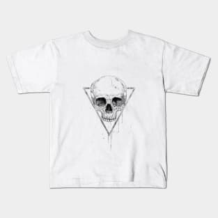 Skull in a triangle (bw) Kids T-Shirt